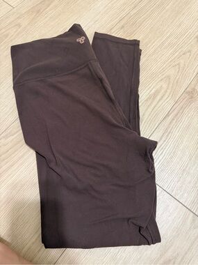 TNA High-Waist Chocolate Brown Leggings